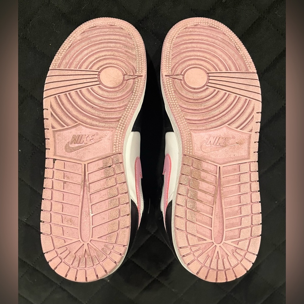⚠️SOLD⚠️Air Jordan 1 Mid Leather Shoes White / Arctic Pink / Black  Size 8 - Picture 11 of 14
